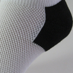 Men's no-show breathable mesh sports socks heel - black 